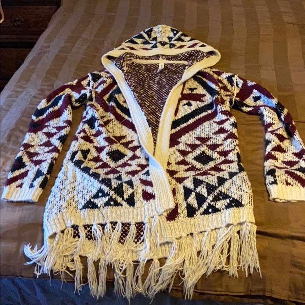 Chunky, warm, patterned, cardigan